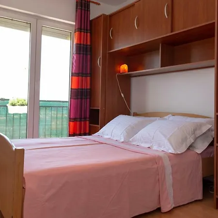Apartment Antonio Kastela